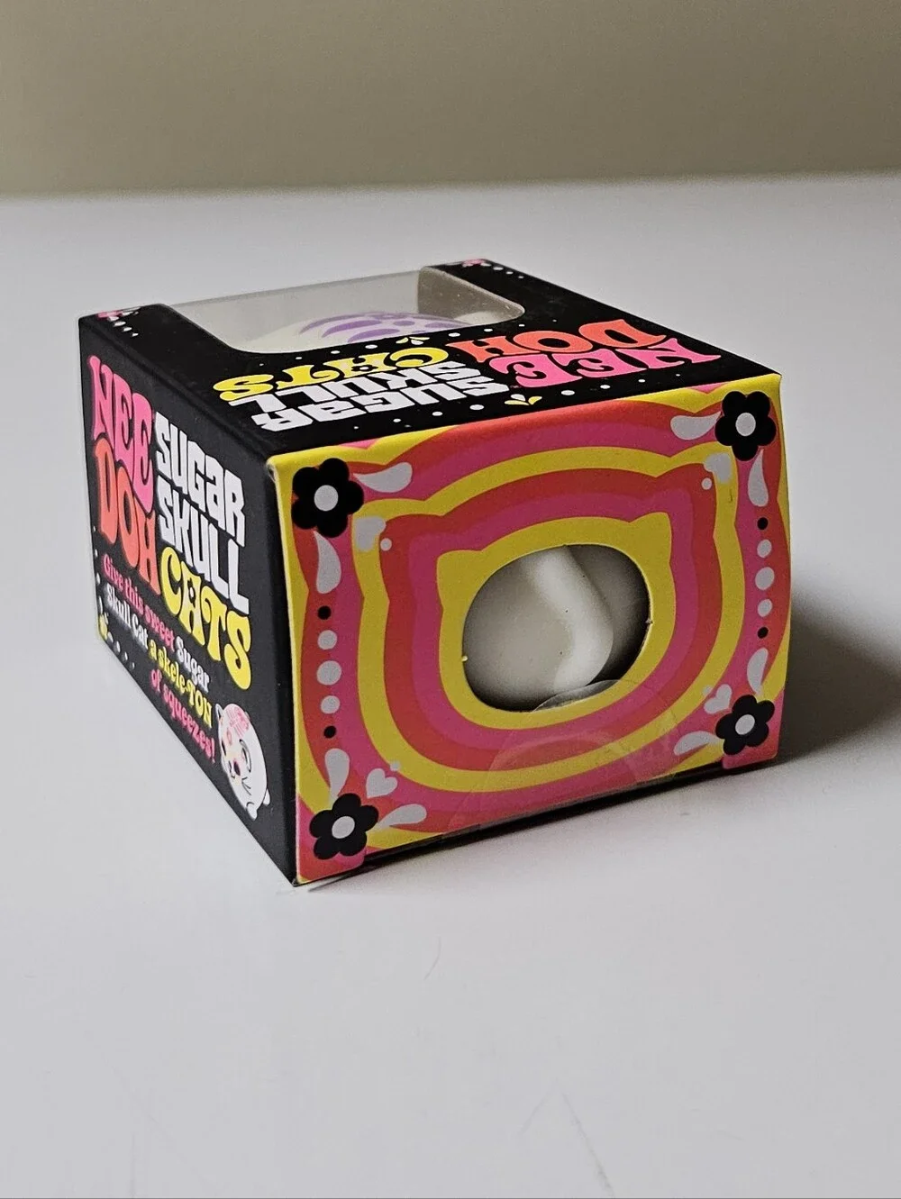 Scyhlling Needoh Sugar Skull Cat Glow In The Dark 100%   Authentic New Squishy